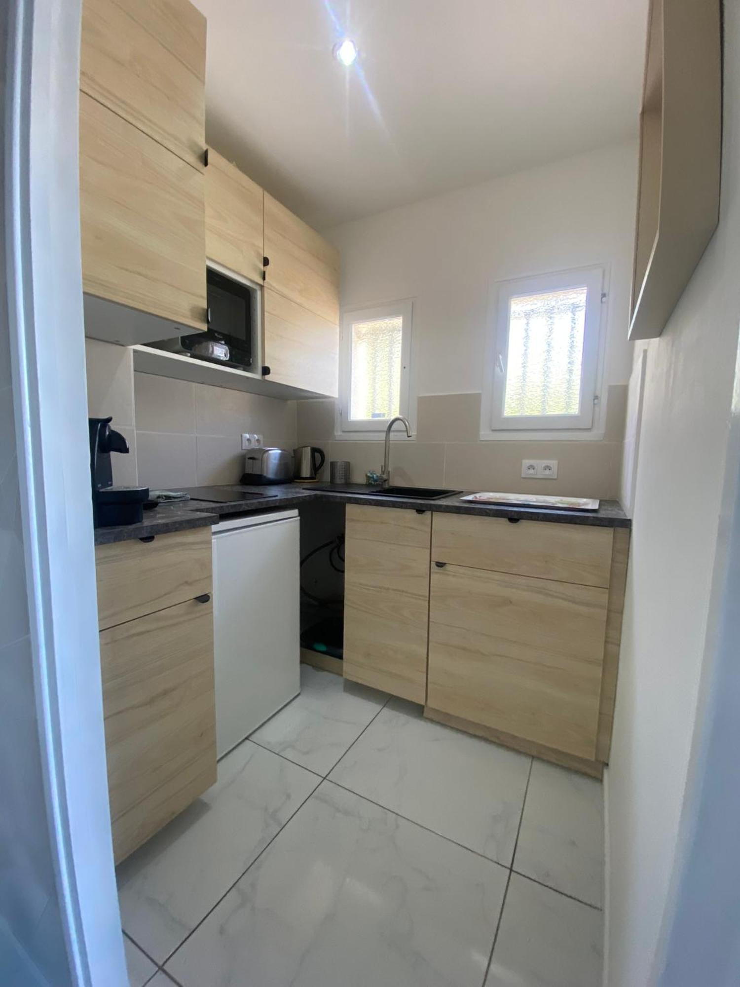 Appartement Cosy A Sanary Plage De Portissol-Climatise-Parking Prive Eksteriør bilde